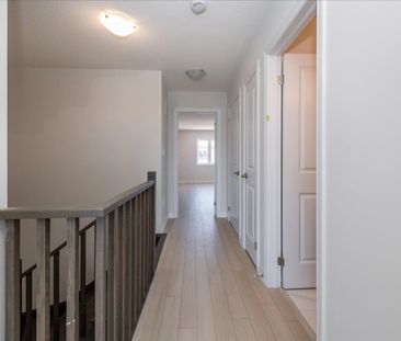 For Lease - 7 Prudhoe Terrace, Barrie, Ontario - Photo 4