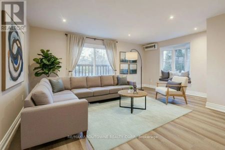 13 NORMANDY PLACE - Photo 2