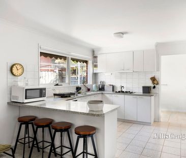 1/15 Elizabeth Crescent, Carnegie - Photo 1