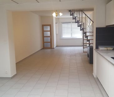 Location Maison 3 pièces 83m² - Photo 6