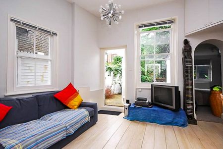 South Lambeth Road, London - Photo 3