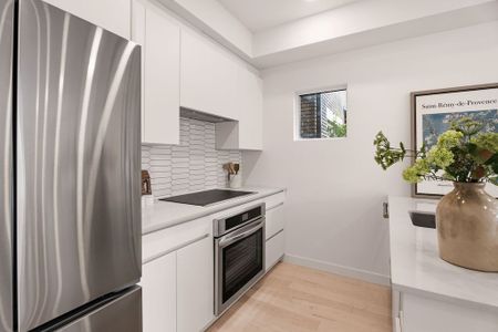 For Lease - 49 Fairmont Avenue Unit# B, West Centre Town, Ontario - Photo 5
