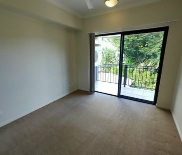 PRIVATE, PEACEFUL WITH GREAT VIEWS! - Photo 5