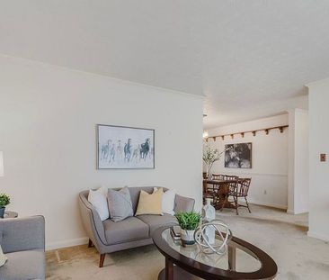 For Lease - 2416 Rebecca Street Unit# Upper, Oakville, Ontario - Photo 2