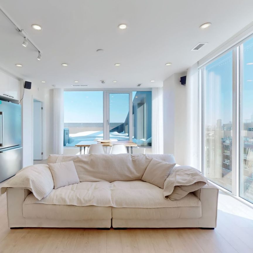 For Lease - 1808 St Clair Avenue Unit# 1101, Toronto, Ontario - Photo 1