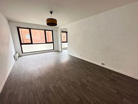 Location Appartement 3 pièces 93m² - Photo 2