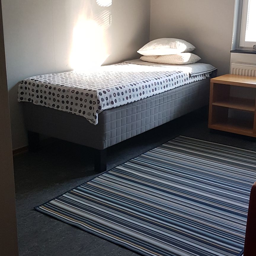Tisslingeplan, Spånga - Foto 2