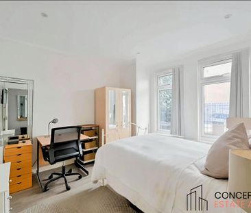 5 bedroom terraced house to rent - Photo 4