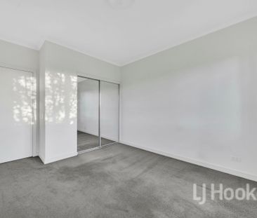 Experience Quality Family Living in Waverley Park Estate! - Photo 5