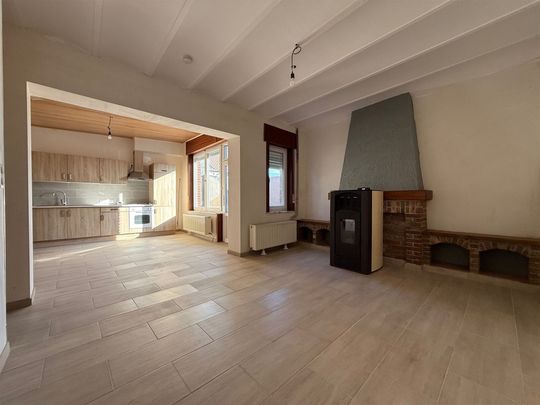 Jolie maison d’habitation entièrement rénovée de +/- 205 m² - Photo 1