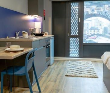 Studio to rent - Photo 1