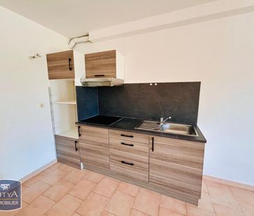 Location Appartement 2 pièces 43m² FOS SUR MER 13270 - Photo 3