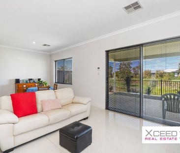 Contemporary Family Living - Photo 2