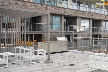 For Lease - 333 Sunseeker Avenue Unit# 249, Innisfil, Ontario - Photo 3