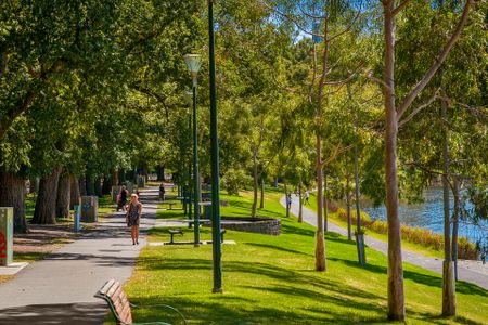 Thinking of selling? Contact our agent - Photo 5