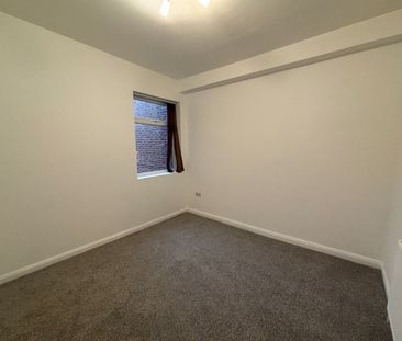 4 Bed Terraced House, Great Cheetham Street East, M7 - Photo 5