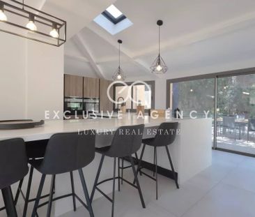 CANNES CROIX DES GARDES VILLA 390 M² AVEC PISCINE - Photo 6