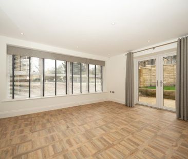 2 bedroom detached house to rent - Photo 2