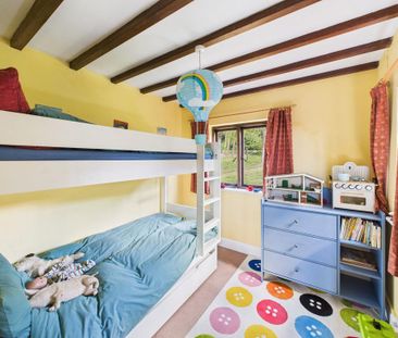 6 bedroom detached house to rent - Photo 5