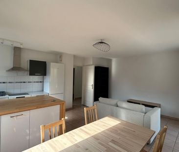 Location Appartement 2 pièces 43m² ALBI 81000 - Photo 3