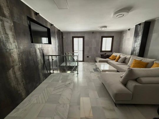 Apartamento de alquiler en Muelle Ribera (p Banus), Puerto Banús - Photo 1