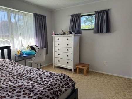 Two Bedroom Back Unit - Matua - Photo 2