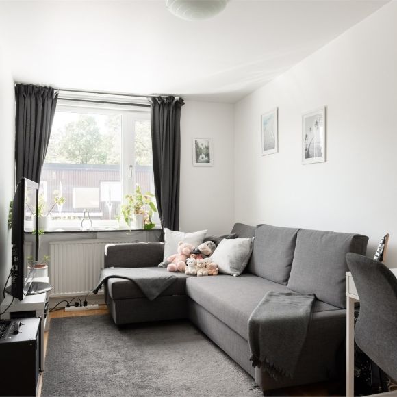Västerås - 4rok - 12mån - 14.375kr/mån - Foto 1