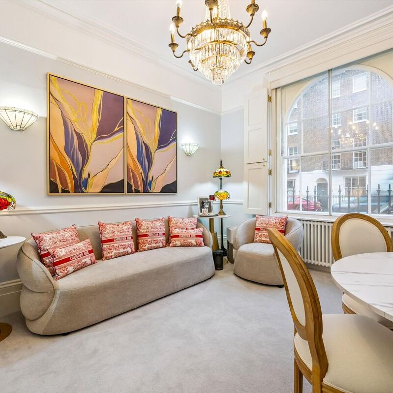 A two bedroom garden flat to rent in the heart of Belgravia, SW1. - Photo 1