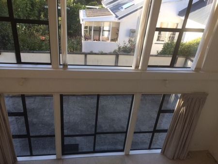 Sunny Karori City-End Townhouse - Photo 3