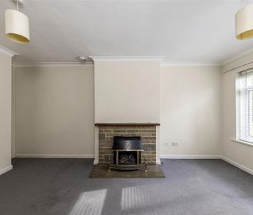 4 bedroom detached house to rent - Photo 1