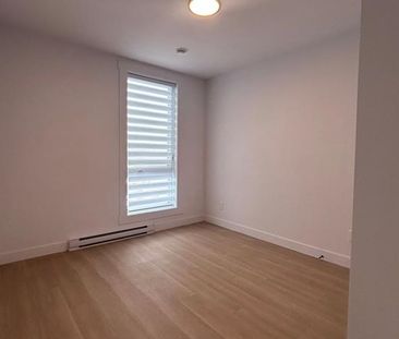 430 Boul. du Bord de l'Eau - Photo 1