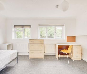 £106.00pw (ottoman storage bed) in shared house : £459 per month - Photo 6