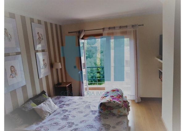 Apartamento T4 em Porto