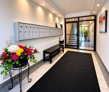 For Lease - 1 Centre Street Unit# 202, Richmond Hill, Ontario - Photo 2
