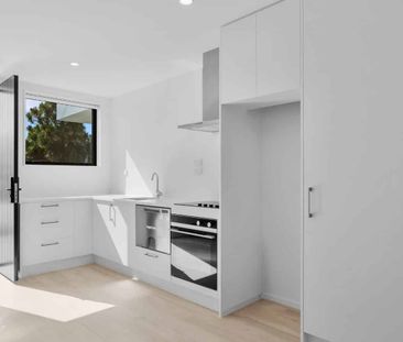 Brand New. Easy Living. - Photo 4