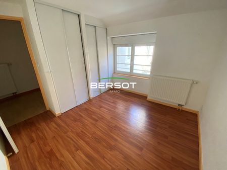 Appartement T3 Duplex au centre ville de Vesoul - Photo 4