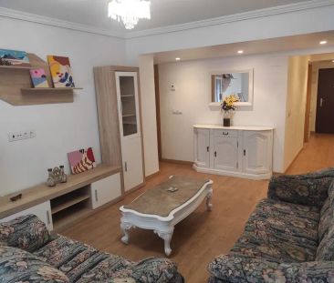 Alquiler de piso en Calle Fernando Alonso, 28 - Photo 4