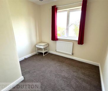 4 bedroom detached house to rent - Photo 4