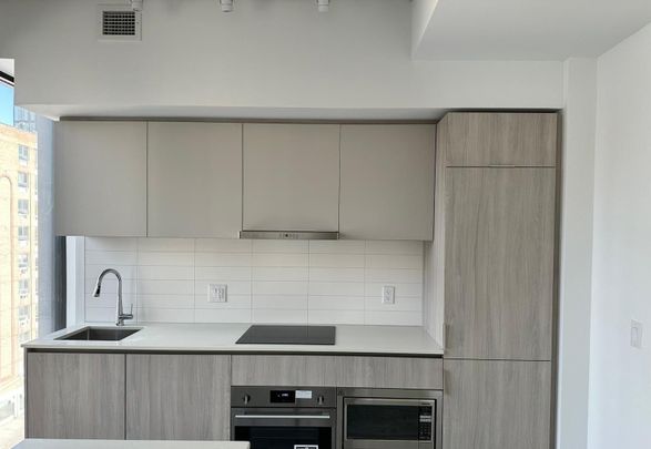 For Lease - 47 Mutual Street Unit# 603, Toronto, Ontario - Photo 1