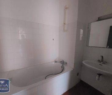 Location Appartement 2 pièces 56m² CLERMONT L HERAULT 34800 - Photo 3