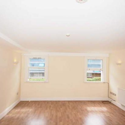 2 bedroom property to rent in London - Photo 1