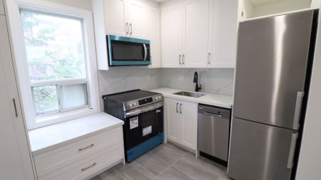 For Lease - 2002 Queen Street Unit# 3, Toronto, Ontario - Photo 3