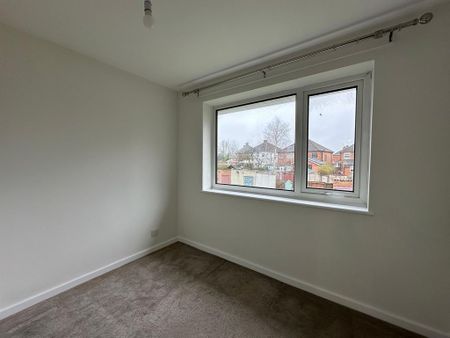 2 bedroom maisonette to rent - Photo 4