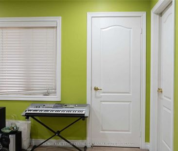 For Lease - 46 Fahey Drive, Brampton, Ontario - Photo 2