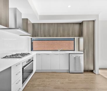 Family Friendly Locale - Three Bedroom, Two Bathroom - Photo 3