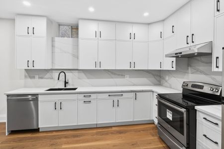 For Lease - 5180 Littlebend Drive, Mississauga, Ontario - Photo 3