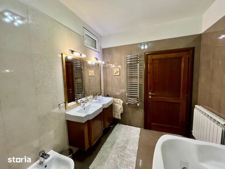 Penthouse cu terasa spectaculoasa - 120 mp, 3 cam., garaj - Strand II - Fotografie 3