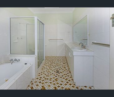 Elegant Homestead Ideal for Family Living - Photo 1