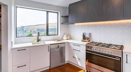 Million Dollar Views On The Hill! - Photo 5