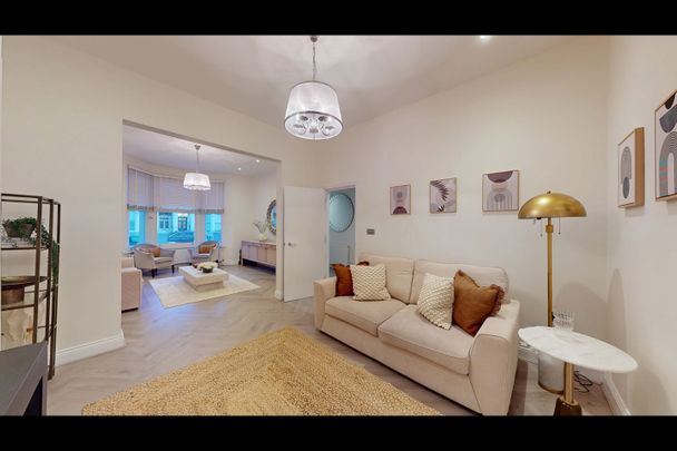 4 Bed Detached House, Pennard Road, W12 - Photo 1